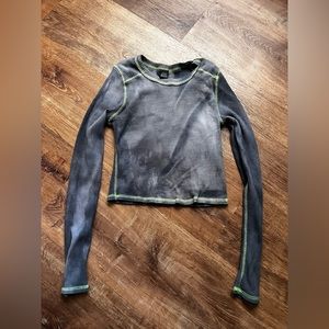 Cozy shirt size medium